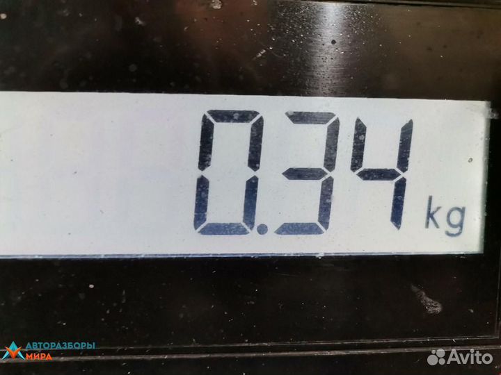 Форсунка Volkswagen Golf 5 2009 03L130277