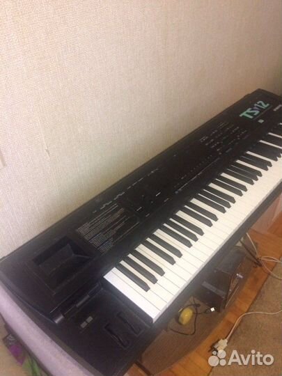 Цифровое пианино (синтезатор) Ensoniq TS-12
