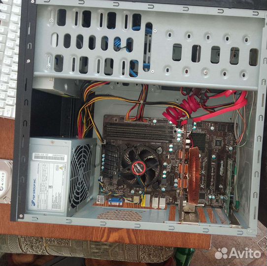Игровой компьютер i3 в сборе