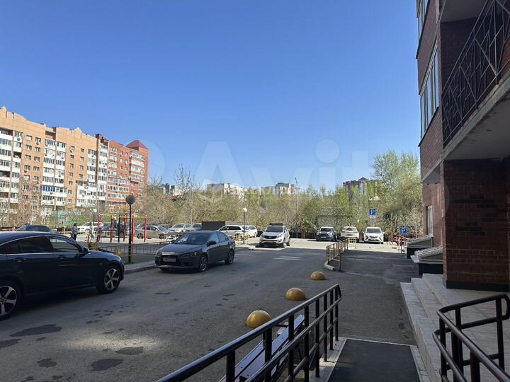 3-к. квартира, 80 м², 12/18 эт.