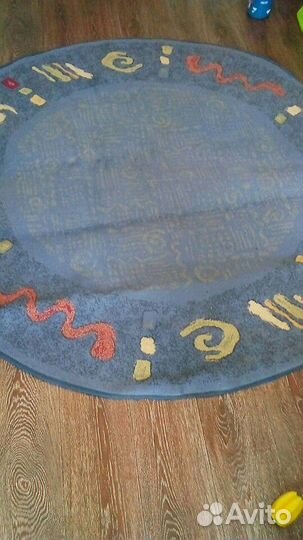 Круглый ковер размер 2*2