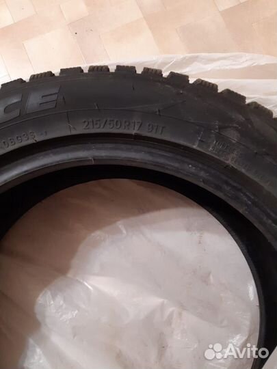 Toyo Observe G3-Ice 215/50 R17 91T