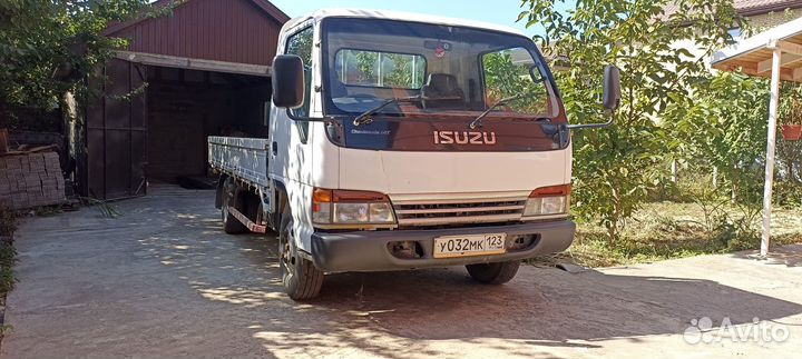 Isuzu Elf, 2002