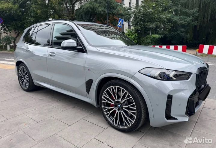 BMW X5 3.0 AT, 2024, 700 км