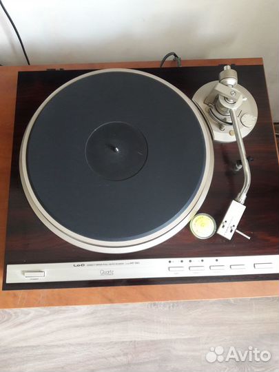 Виниловый проигрыватель Lo D ht561