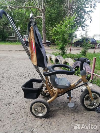 Трёх колёсная коляска