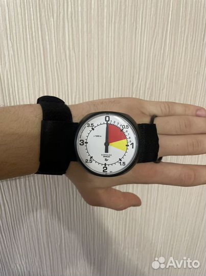 Высотомер парашютный