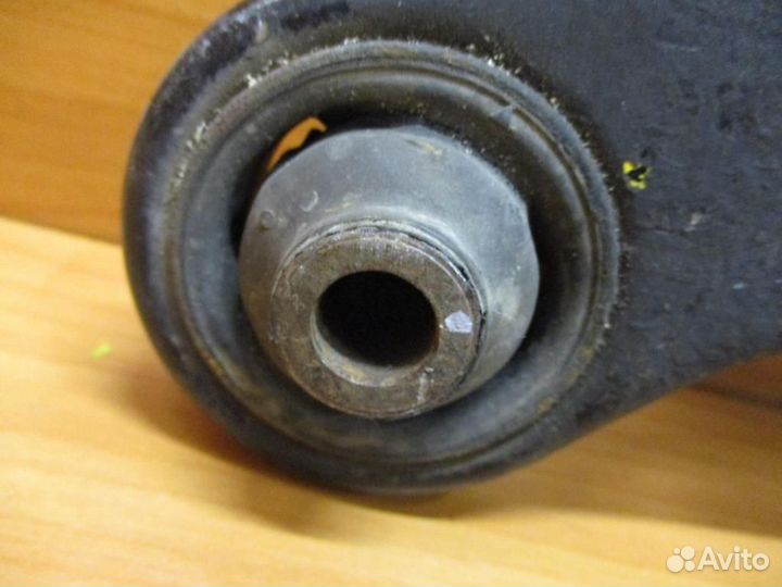 Рычаг передний правый Mitsubishi Outlander 1 (CU)