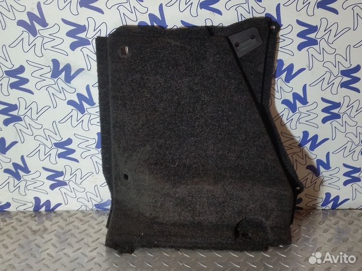 Обшивка багажника левая Range Rover III