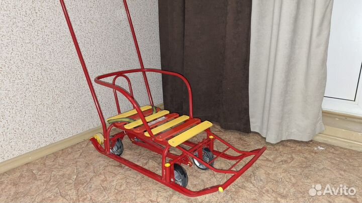 Санки ника с 4 колесами и лыжами