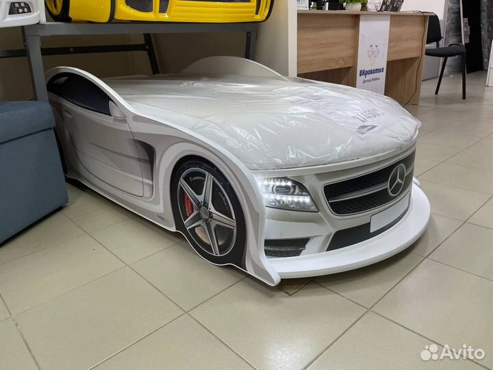 Детская кровать машина 