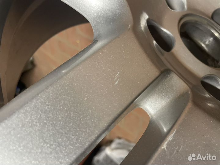 Диск литой volkswagen r18