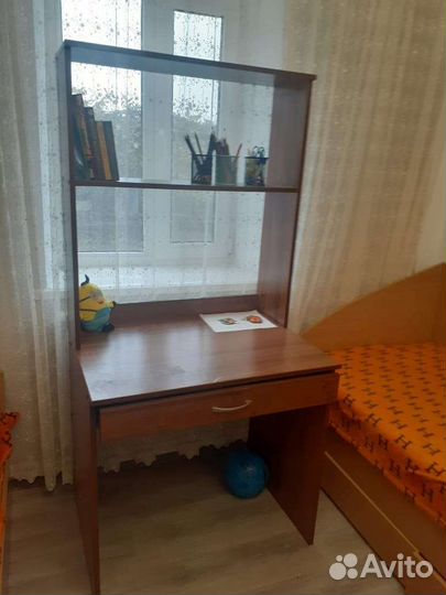 Детский письменный стол бу