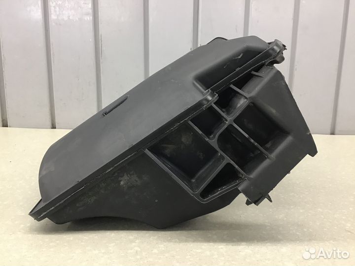 Корпус воздушного фильтра Renault Duster I 2012-20