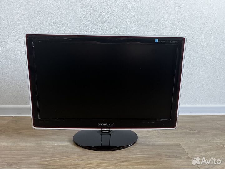 Монитор Samsung syncmaster P2370HD