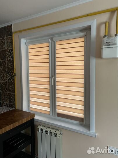 Рулонные шторы зебра 