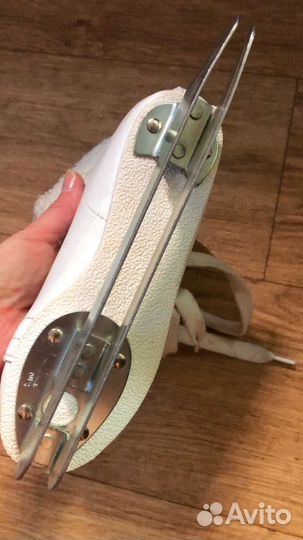 Коньки фигурные детские 31 размер