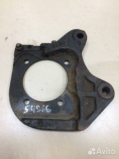 Скоба суппорта заднего правого Chevrolet Cruze