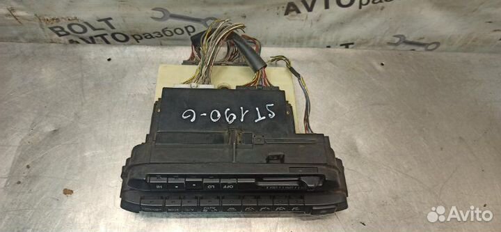 Блок управления климат-контролем Toyota Carina