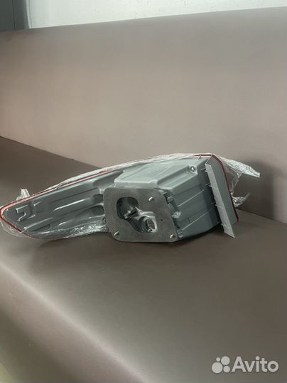 Фонарь задний правый kia rio 3 новый