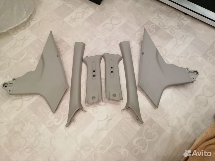 Обшивка стоек салона Renault Logan 2