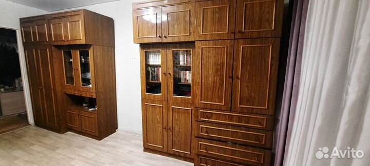 Стенка в гостиную