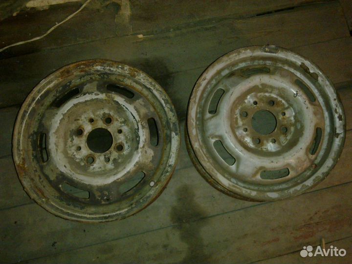 1 штампованный диск б/у R13 для ваз 2101-2115