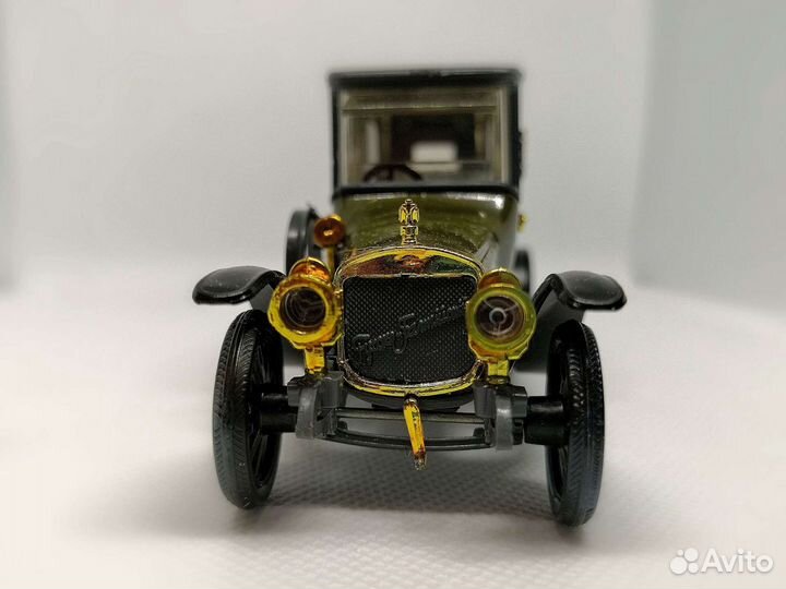 Модель Руссо-Балт 1913 Лимузин Берлин