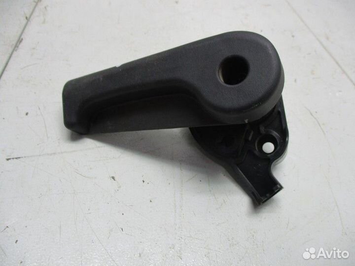 Ручка открывания капота Kia Quoris KH