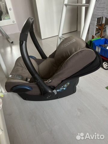 Автокресло люлька maxi cosi и база isofix