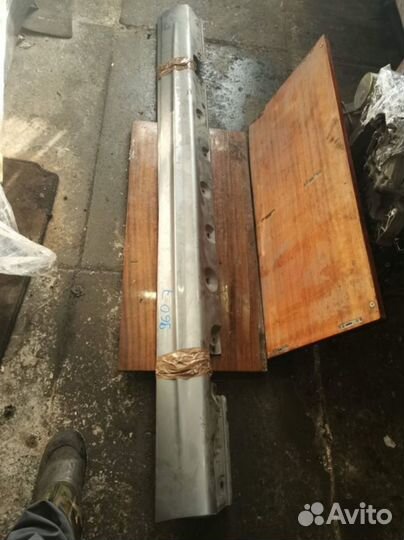 Комплект накладка на порог BMW 3 серия е 46 2л бен