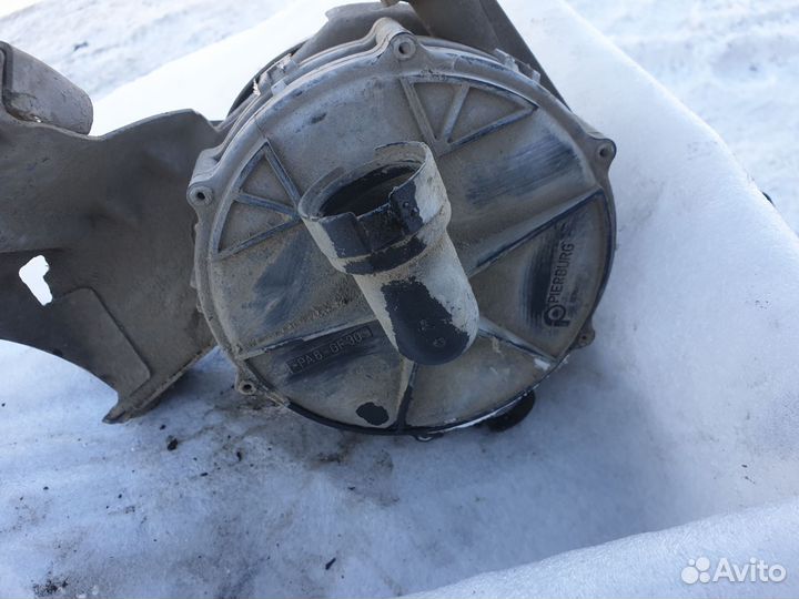 Насос продувки катализатора Volkswagen Passat B5