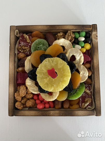 Клубника в шоколаде, съедобные букеты