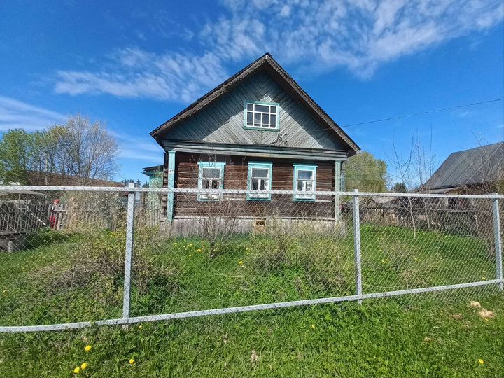 Дом 27 м² на участке 15 сот.