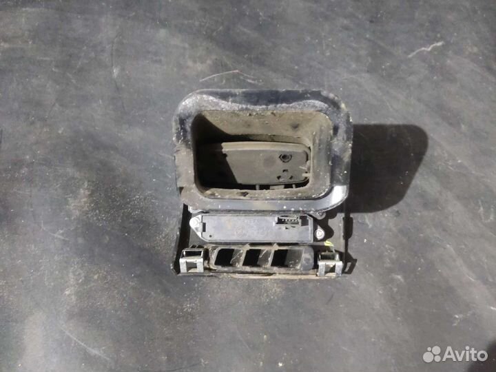 Дефлектор передней панели левый Fiat Albea