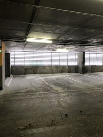 Машиноместо, 13 м²