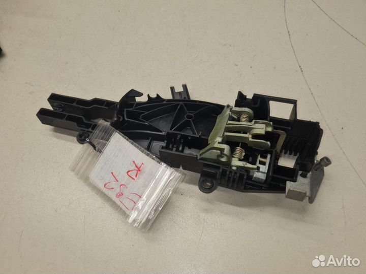 Кронштейн ручки двери передней правой BMW 3 E92 E9