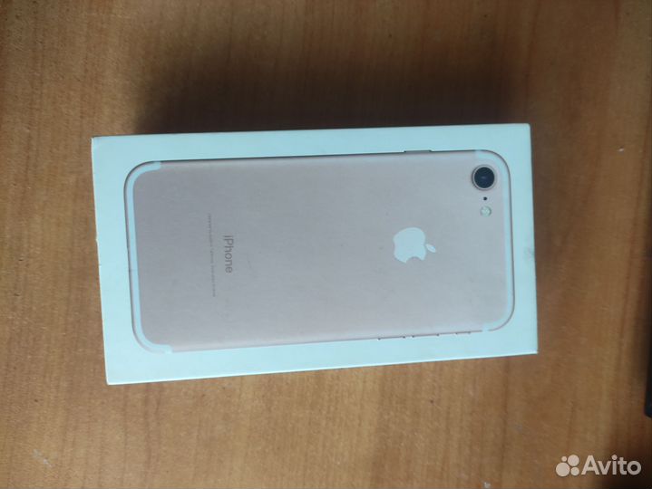 Коробки от iPhone