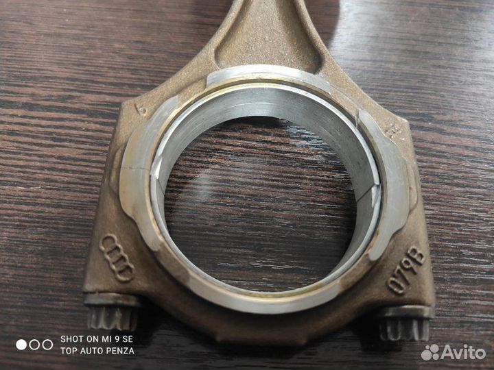 Поршень с шатуном Volkswagen Touareg NF cgna 4.2