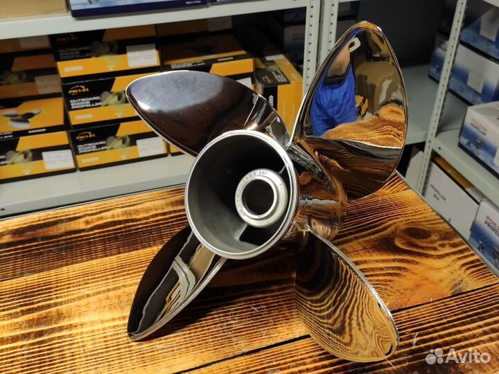 Гребной винт 150-300 л.с.; 4х15-1/4х24RH