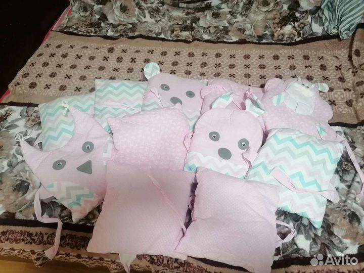 Бортики в кроватку