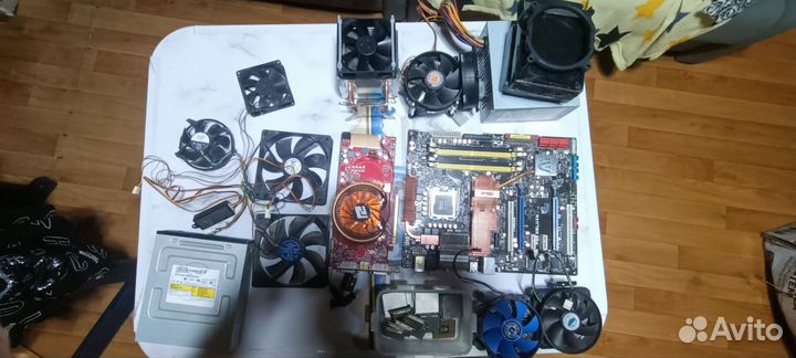 Куча компьютерного хлама