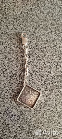 Брелок на автоключи от suzuki,серебро 925 пробы