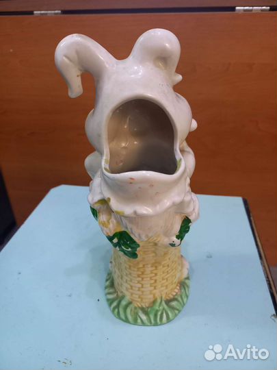 Фарфоровый заяц