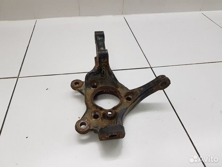 Кулак поворотный передний правый (Kia Ceed III)