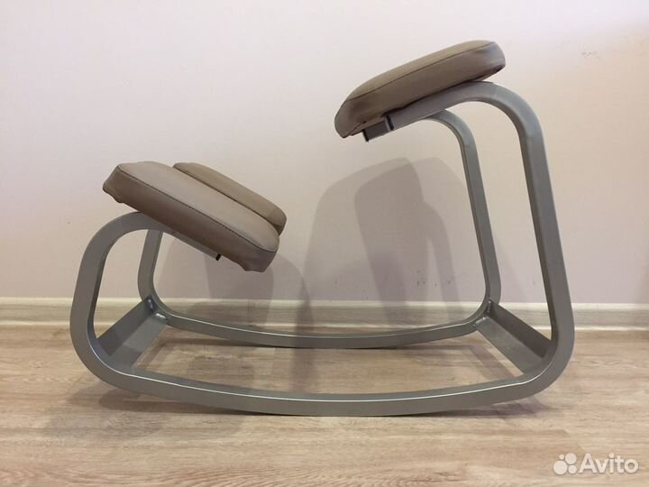 Коленный стул