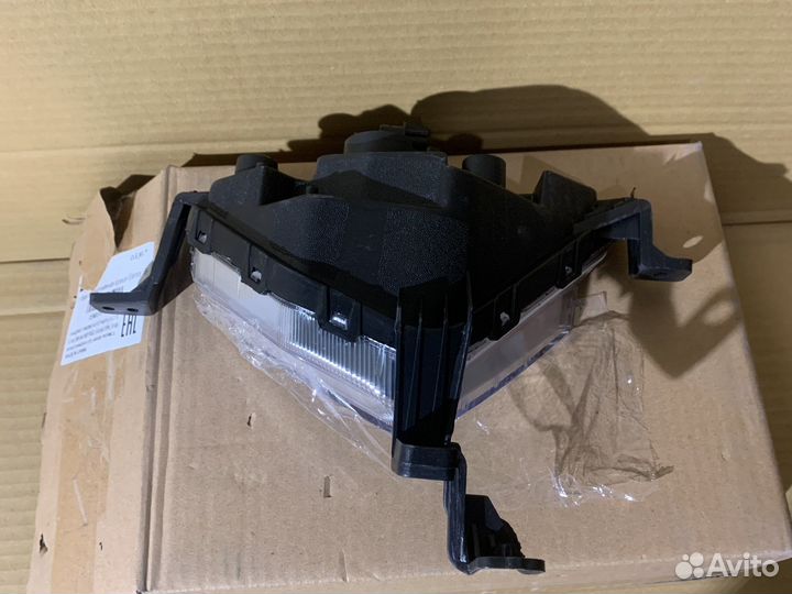 Противотуманная фара правая elantra