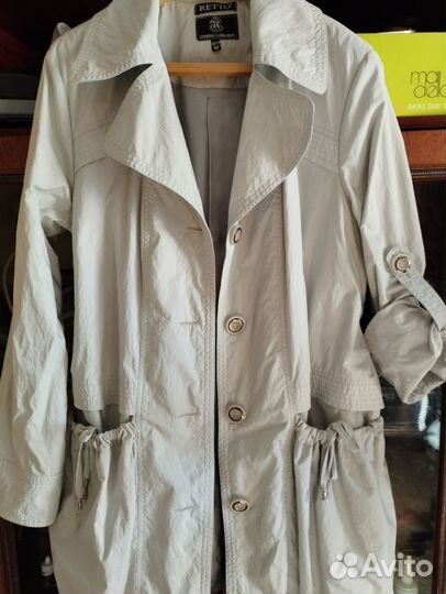 Ветровка женская