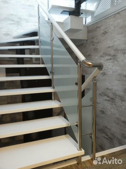 Перила для лестниц стекло