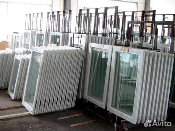 Окно пластиковое белое